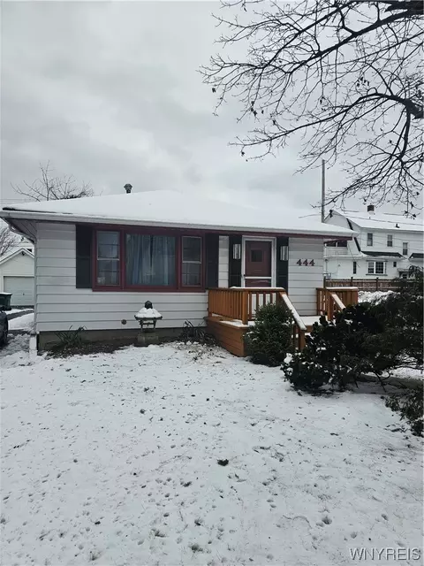 444 Downing St, Buffalo, NY 14220