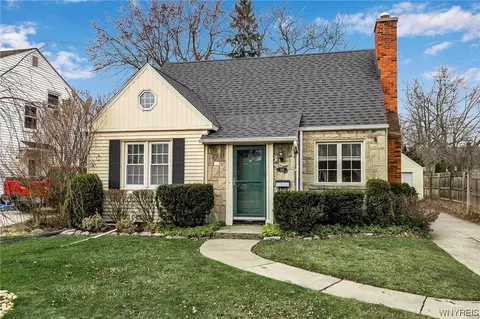 146 Willow Breeze Rd, Buffalo, NY 14223