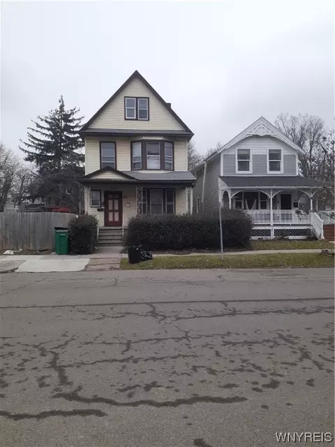 86 York St, Buffalo, NY 14213