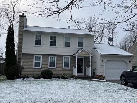 100 Montbleu Dr, Getzville, NY 14068