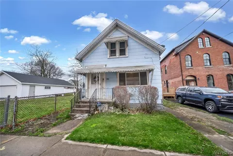 295 Maple St, Buffalo, NY 14204