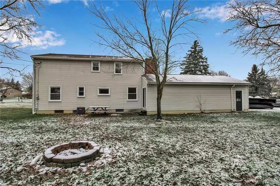 33 Candy Ln, Orchard Park, NY 14127 31 Photos Movoto