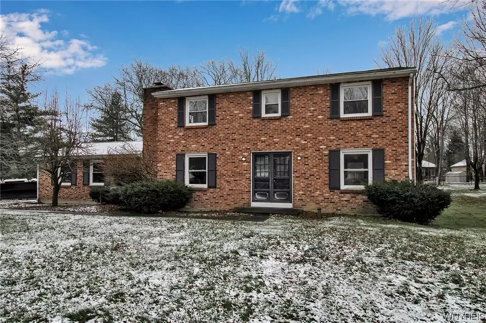 33 Candy Ln, Orchard Park, NY 14127 31 Photos Movoto