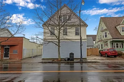 1741 S Park Ave, Buffalo, NY 14220