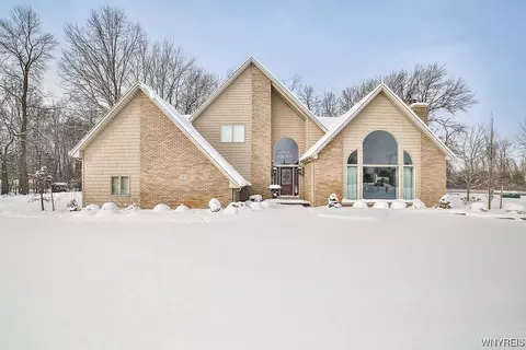 50 Islewoods, Grand Island, NY 14072