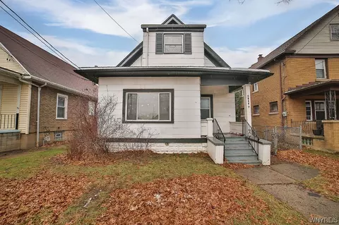 2222 Grand Ave, Niagara Falls, NY 14301