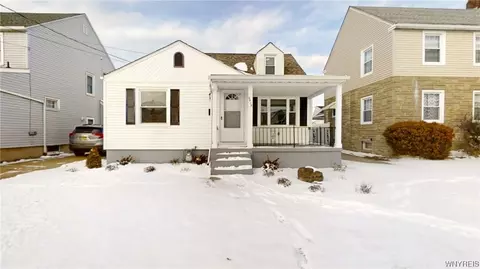 2918 Weston Ave, Niagara Falls, NY 14305