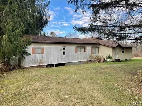 6827 Mount Monroe Rd, New Hudson, NY 14727