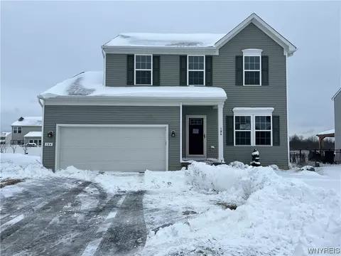184 Stonebridge Rd, Grand Island, NY 14072
