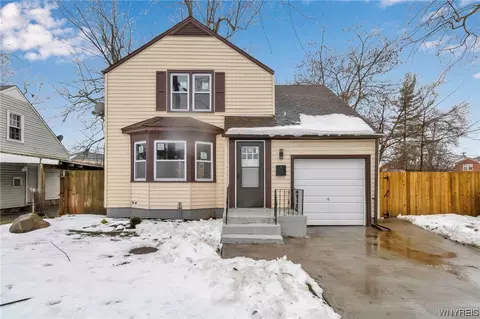 52 Roswell Rd, Cheektowaga, NY 14215