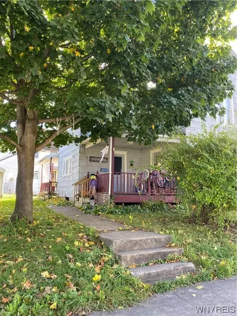 17 Waite Ave, Salamanca, NY 14779