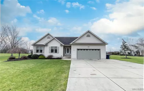 3060 Moore Rd, Cambria, NY 14131