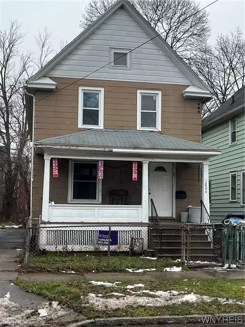 1806 Ferry Ave, Niagara Falls, NY 14301
