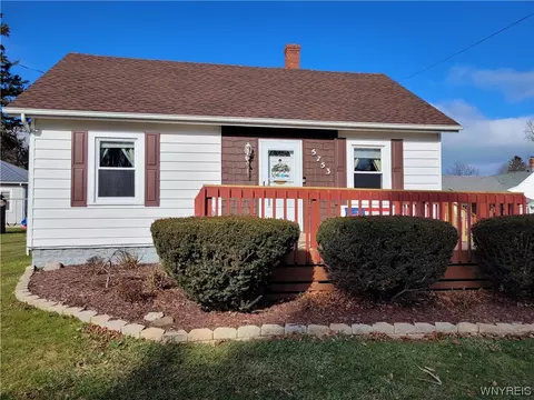 5753 Main St, Burt, NY 14028