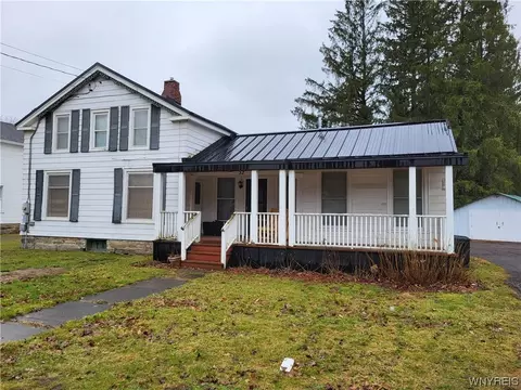 32 E Washington St, Ellicottville, NY 14731