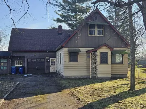 97 Tennyson, Amherst, NY 14221