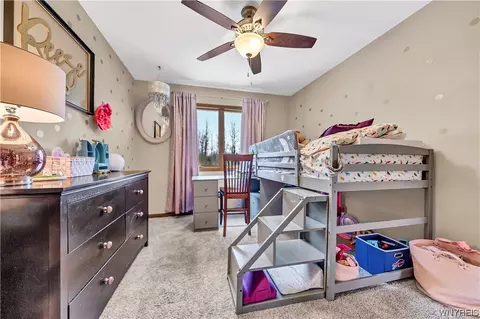 Bedroom - 5548 Irish Rd, Pendleton, NY 14120 photo 3 of 7