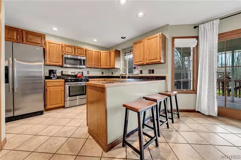 Kitchen - 5548 Irish Rd, Pendleton, NY 14120 photo 1 of 8