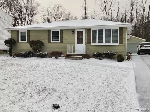 4050 Bond St, Buffalo, NY 14219