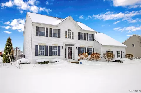 8585 The Mdws S, East Amherst, NY 14051