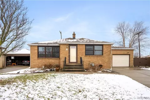 13 Nadine Dr, Cheektowaga, NY 14225
