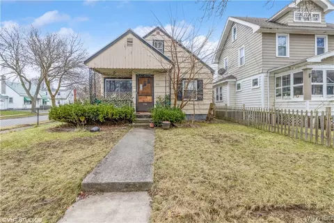 251 Oneida St, Rochester, NY 14621