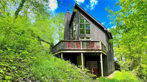 6230 Sunset Rd, Ellicottville, NY 14731