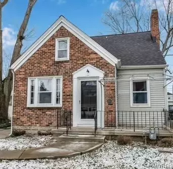 327 Parkwood Ave, Buffalo, NY 14217