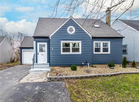 1630 Love Rd, Grand Island, NY 14072