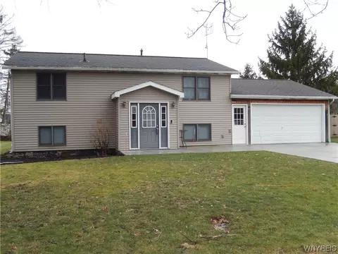 5601 Northside Dr, Hamburg, NY 14075