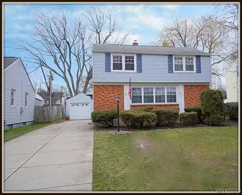 95 Meadow Ln, Buffalo, NY 14223
