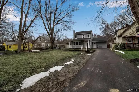 Exterior - 6987 Putnam Dr, Evans, NY 14047 photo 3 of 6