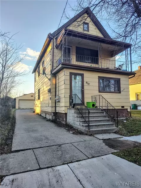 402 404 Ideal St, Buffalo, NY 14206