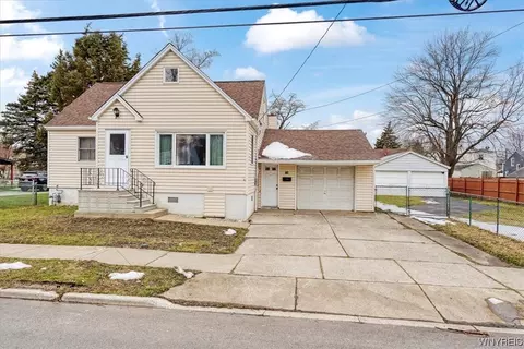 148 Zittel St, Buffalo, NY 14210