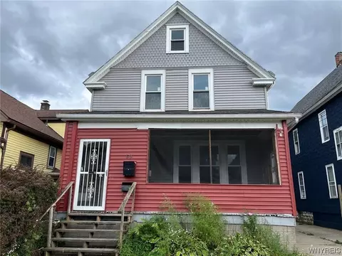 53 Edson St, Buffalo, NY 14210