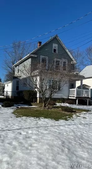 4062 Bristol Rd, Buffalo, NY 14219