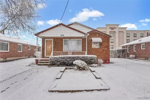 6416 John Ave, Niagara Falls, NY 14304