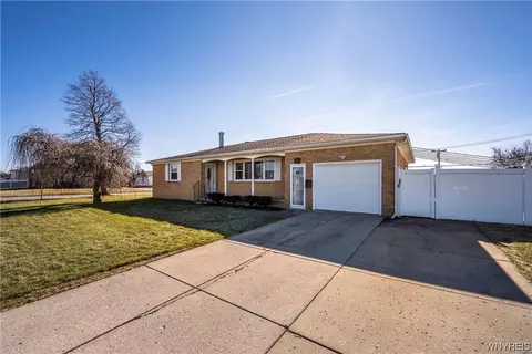 50 Panama Ln, Cheektowaga, NY 14225