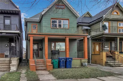 895 Columbus Parkway St, Buffalo, NY 14213