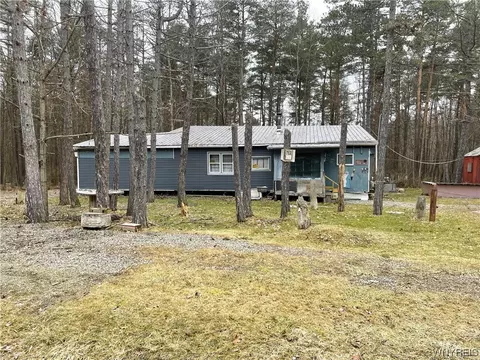 7947 Common Rd, Angelica, NY 14709