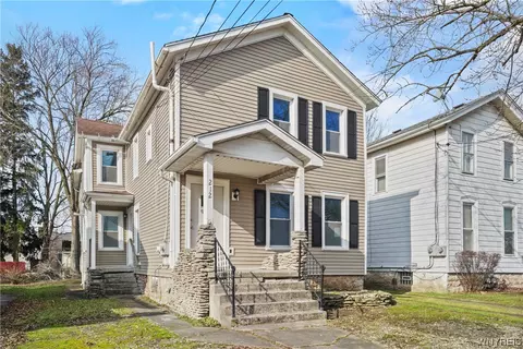 212 Saxton St, Lockport, NY 14094