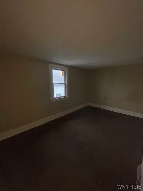 71 Halbert St, Buffalo, NY 14214 photo 7