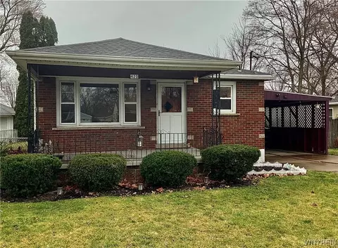 420 67th St, Niagara Falls, NY 14304