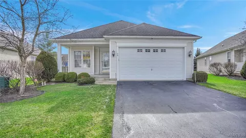 56 Rushford Hollow Dr, Cheektowaga, NY 14227