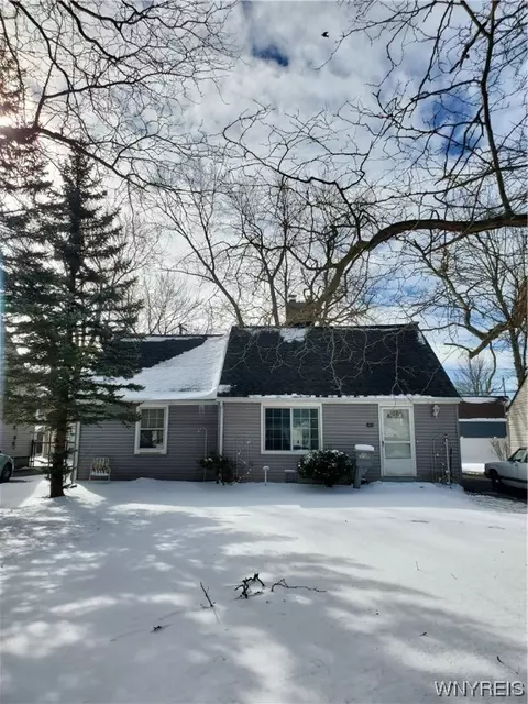 1413 E Park Rd, Grand Island, NY 14072