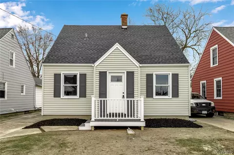 47 Hillcrest Rd, Tonawanda, NY 14150