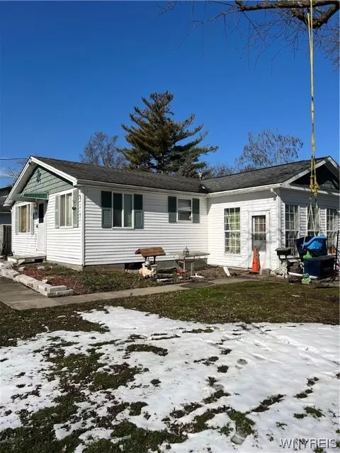 804 Revere Ave, North Tonawanda, NY 14120