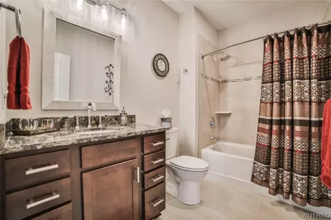 Bath - 912 Mohawk St, Lewiston, NY 14092 photo 1 of 3