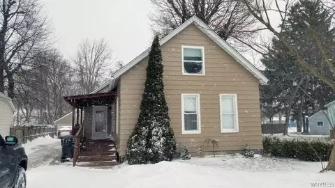 108 State St, Tonawanda, NY 14150