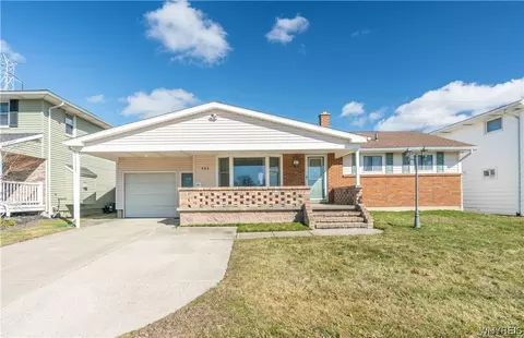 543 Evergreen Dr, Tonawanda, NY 14150